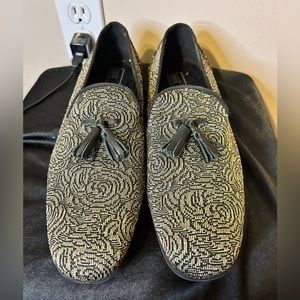 Asos Design Men’s black and Rose Gold loafer size US 9.